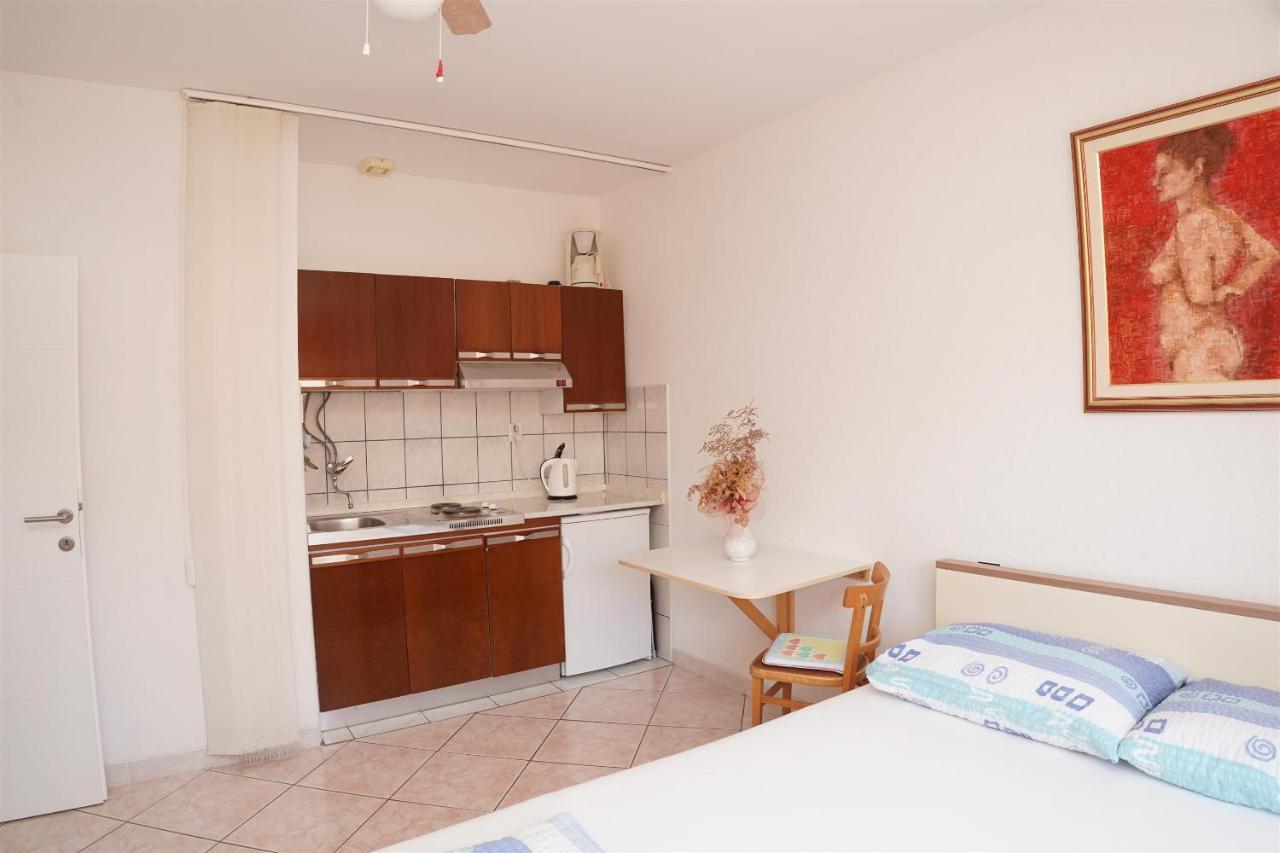 Apartments Mare Trogir Eksteriør bilde
